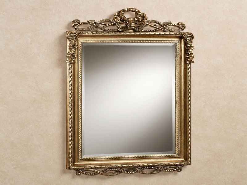 آینه سنتی قدیمی