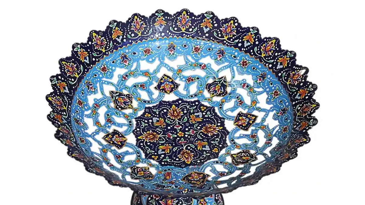 مینای مشبک (پنجره‌ای): رقص نور در شبکه‌های مینایی