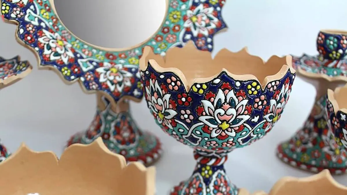 ظروف سفالی و سرامیکی