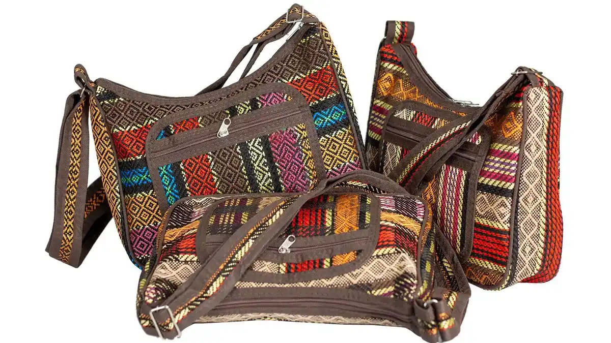 پارچه جاجیم چیست و چه کاربردهایی دارد؟